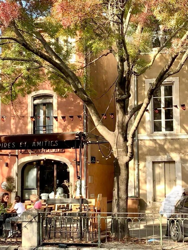 Appartement Le 40 à LʼIsle-sur-la-Sorgue Extérieur photo