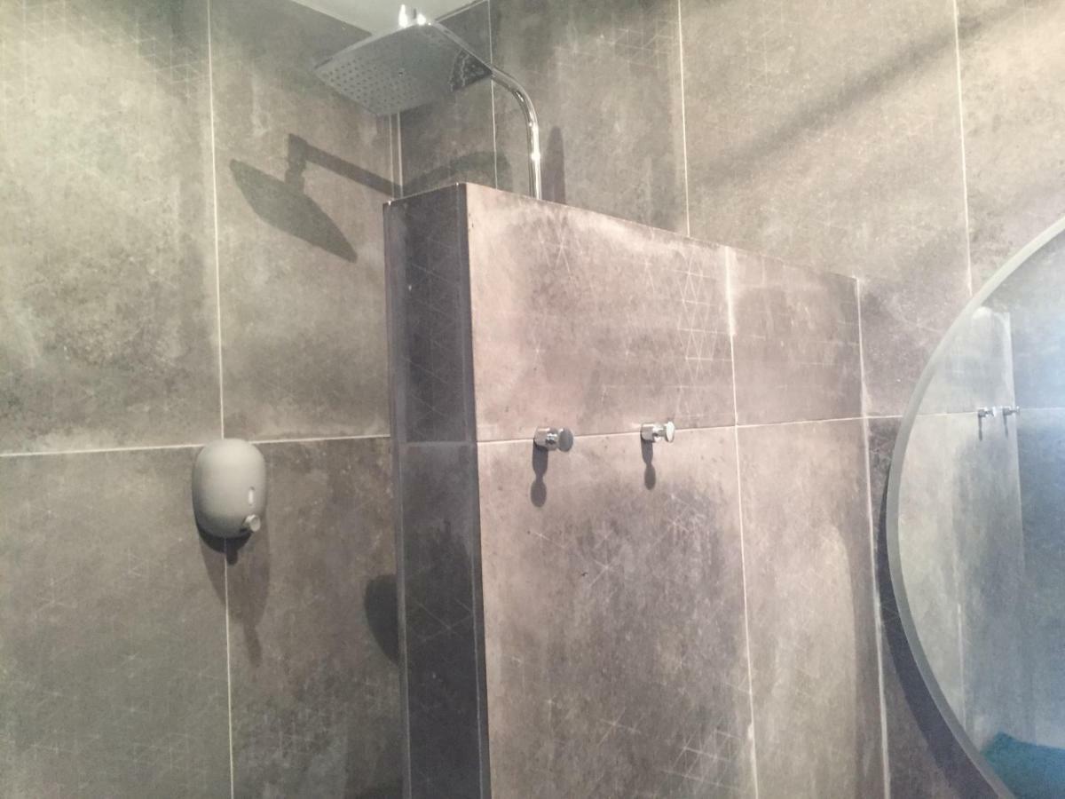 Appartement Le 40 à LʼIsle-sur-la-Sorgue Extérieur photo