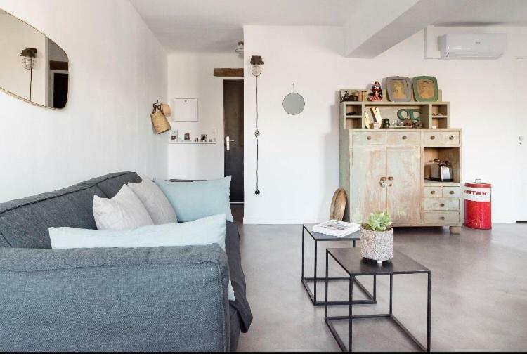 Appartement Le 40 à LʼIsle-sur-la-Sorgue Extérieur photo